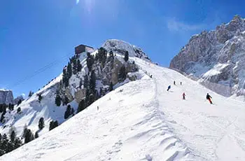 Premium taxi transfer from Innsbruck Airport (INN) to Wolkenstein (Italy) - book online