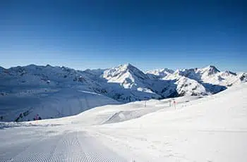 Premium transfer taksówką z Innsbruck Airport (INN) do Mayrhofen – rezerwuj online
