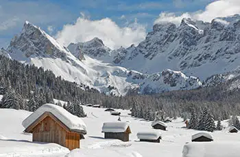 Premium taxi transfer from Innsbruck Airport (INN) to Canazei (Italy) - book online