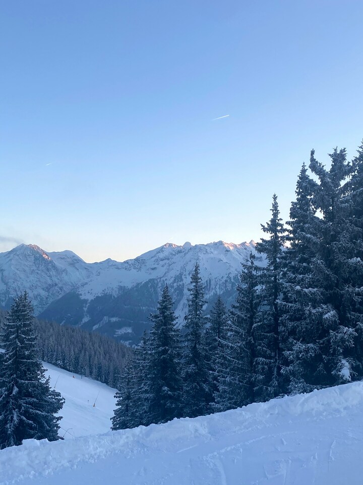 Taxi Transfer Innsbruck Airport to Schladming