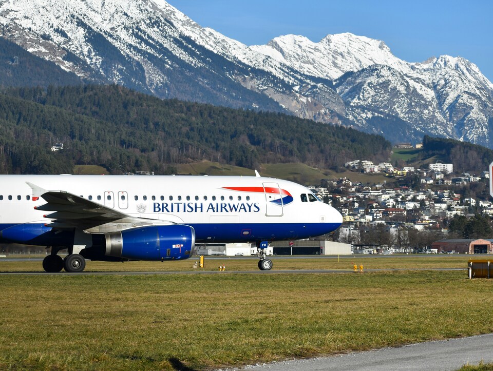 Taxi Canazei to Innsbruck Airport