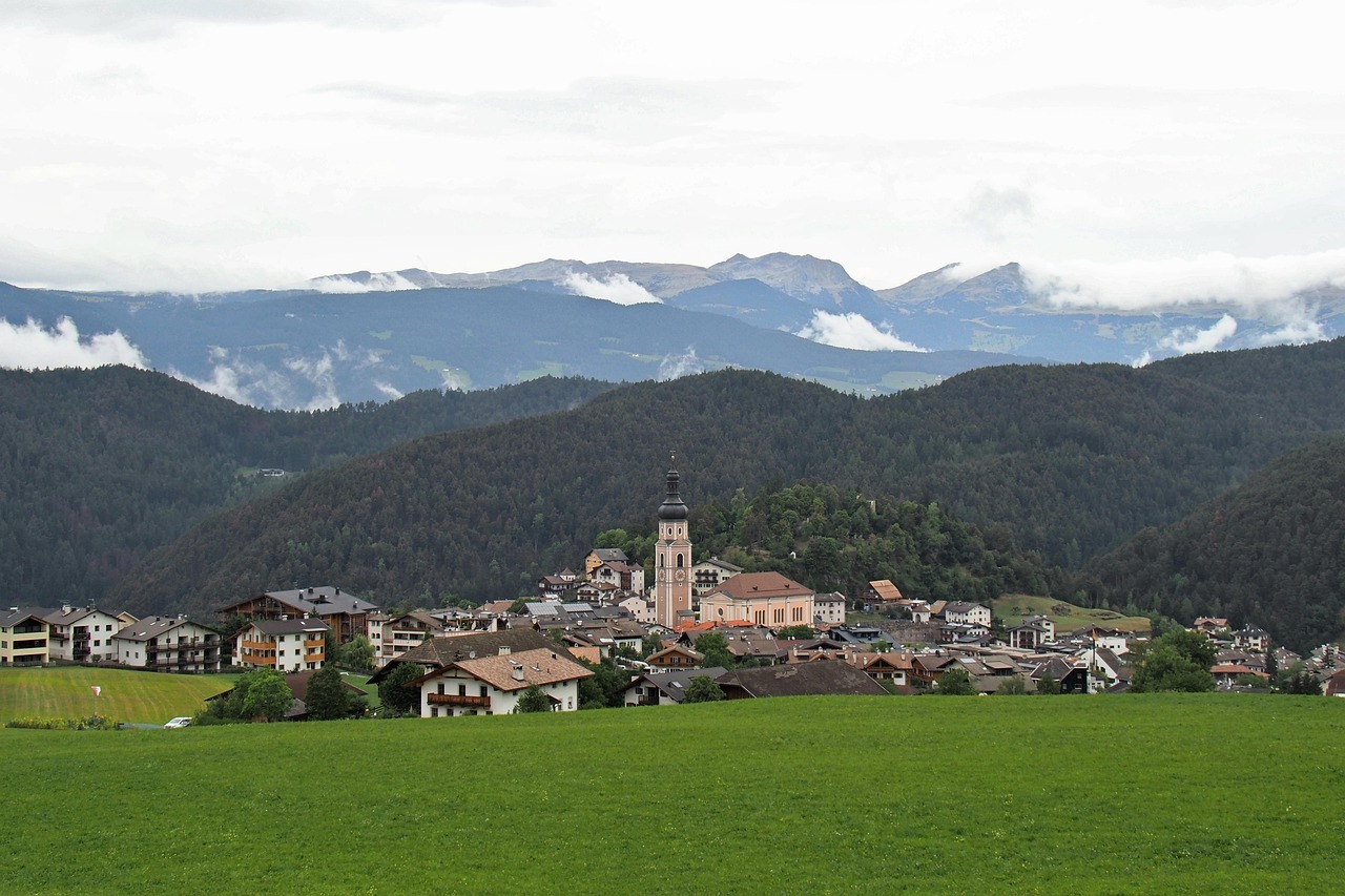 Taxi Transfer Innsbruck Airport to Kastelruth