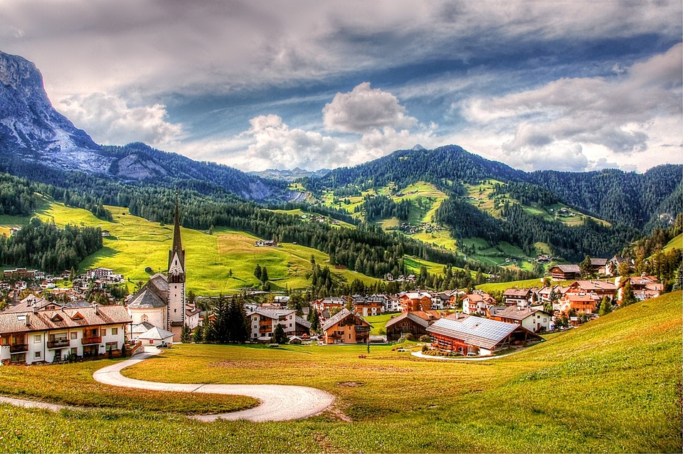 Taxi Transfer Innsbruck Airport to Alta Badia